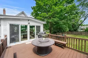37 N Mast St, Goffstown, NH 03045 - Photo 11