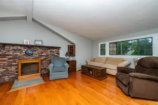 563 Pickering Rd, Rochester, NH 03867 - Photo 7
