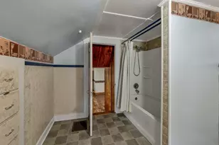 1388 S Stark Hwy, Weare, NH 03281 - Photo 19