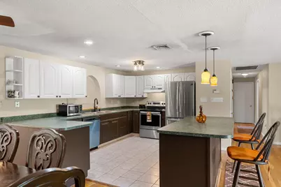 240 Hampstead Street, Methuen, MA 01844 - Photo 31