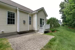 39 Morrison Dr, Londonderry, NH 03053 - Photo 37