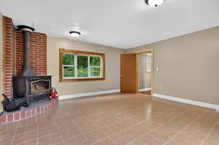 200 Bacon Rd, Henniker, NH 03242 - Photo 11