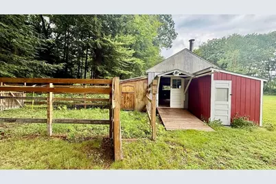 27 Ainsworth Road, Claremont, NH 03743 - Photo 17