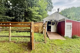 27 Ainsworth Rd, Claremont, NH 03743 - Photo 17