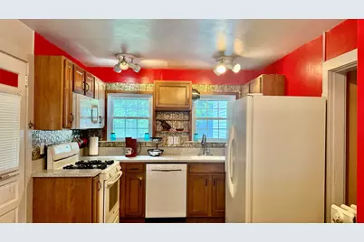 27 Ainsworth Road, Claremont, NH 03743 - Photo 15