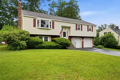 26 Veronica Avenue, Salem, NH 03079 - Photo 3