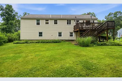26 Veronica Avenue, Salem, NH 03079 - Photo 5