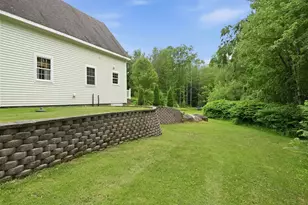 148 E Holderness Rd, Holderness, NH 03245 - Photo 3