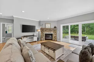 21 Walnut Hill Dr, Hooksett, NH 03106 - Photo 15