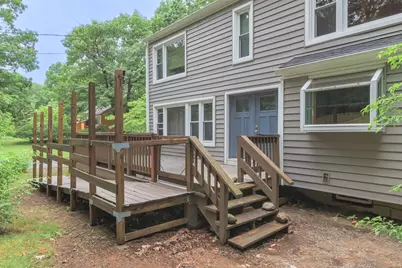 20 Redfield Circle, Derry, NH 03038 - Photo 5