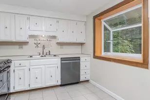20 Redfield Cir, Derry, NH 03038 - Photo 15