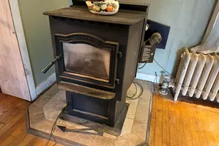 43 Woodland St, Claremont, NH 03743 - Photo 7