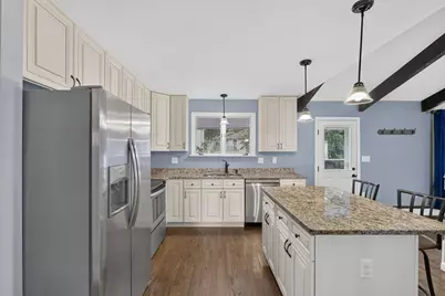 143 Highland Park Avenue, Manchester, NH 03103 - Photo 9