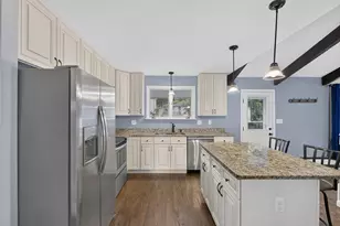 143 Highland Park Ave, Manchester, NH 03103 - Photo 9