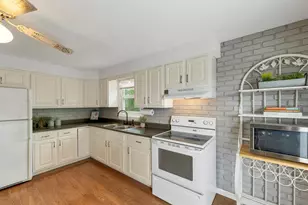 175 Rhode Island Ave, Manchester, NH 03104 - Photo 11