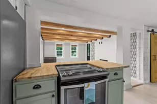 111 Manchester St, Nashua, NH 03064 - Photo 7