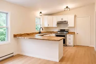 301 Shaker St, New London, NH 03257 - Photo 5