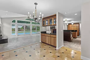 2 Cummings Rd, Merrimack, NH 03054 - Photo 9