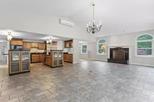 2 Cummings Rd, Merrimack, NH 03054 - Photo 11