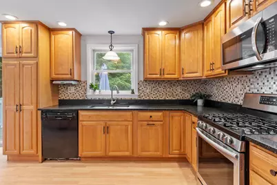 113 Newton Road, Plaistow, NH 03865 - Photo 3