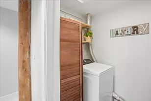 335 Cypress St, Manchester, NH 03103 - Photo 37