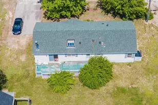174 Spruce Dr, Farmington, NH 03836 - Photo 7