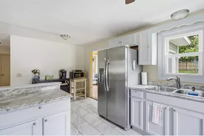 254 Greeley Street, Manchester, NH 03102 - Photo 13