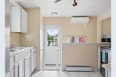254 Greeley Street, Manchester, NH 03102 - Photo 11