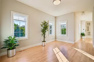 81 Riverwalk Way, Manchester, NH 03101 - Photo 11