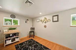 306 Phillip St, Manchester, NH 03102 - Photo 37