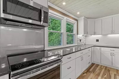 540 Bodwell Road, Manchester, NH 03109 - Photo 17