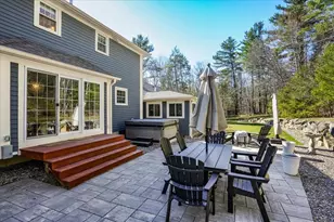 18 Hawk Dr, Bedford, NH 03110 - Photo 47