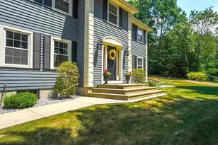 18 Hawk Dr, Bedford, NH 03110 - Photo 3