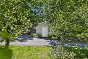 30 Patricia Ann Dr, Tilton, NH 03276 - Photo 11