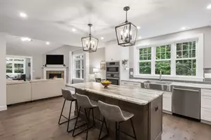 5 Hamilton Ct, Bow, NH 03304 - Photo 1