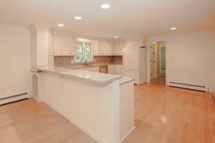 20 Wheaton Dr, Pelham, NH 03076 - Photo 11