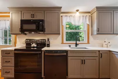 7 Al Street, Derry, NH 03038 - Photo 15