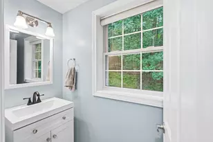 1 Cricket Hill Dr, Amherst, NH 03031 - Photo 21
