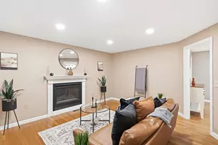 1 Cricket Hill Dr, Amherst, NH 03031 - Photo 5