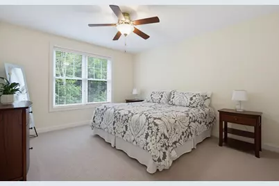 33 Chisholm Farm Drive, Stratham, NH 03885 - Photo 25
