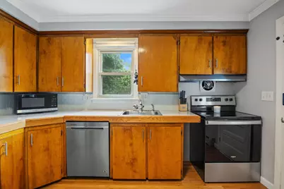493 Laurel Street, Manchester, NH 03103 - Photo 11