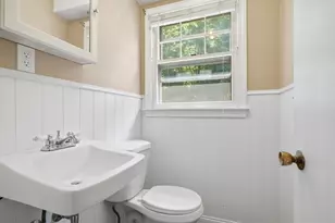 9 Midridge Cir, Londonderry, NH 03053 - Photo 17