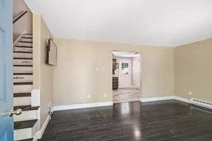 9 Midridge Cir, Londonderry, NH 03053 - Photo 11