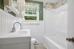 9 Midridge Cir, Londonderry, NH 03053 - Photo 23