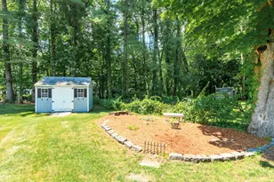 43 Bluff St, Salem, NH 03079 - Photo 5