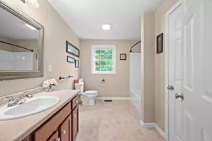 25 Melba Dr, Hudson, NH 03051 - Photo 27