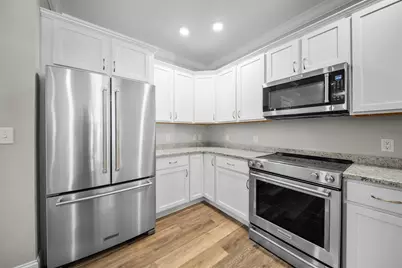 2 Henry David Drive #201, Nashua, NH 03062 - Photo 5