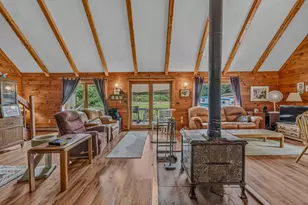 2054 Whitefield Rd, Bethlehem, NH 03574 - Photo 9