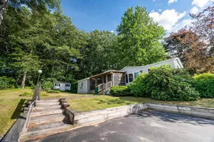 42 Gooseberry Cir, Rochester, NH 03867 - Photo 9
