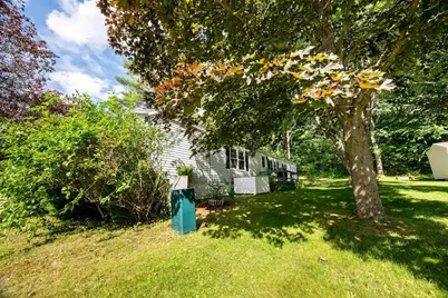 42  Gooseberry Circle, Rochester, NH 03867 - Photo 7